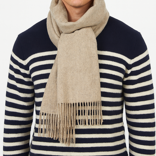 Schals, Mützen und saisonale Krawatten